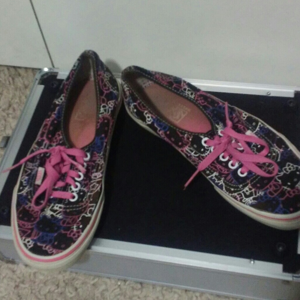 Hello kitty print vans